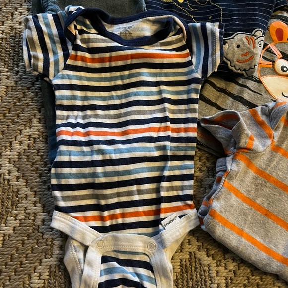 Baby boy 0-3 months clothes bundle - Picture 3 of 10